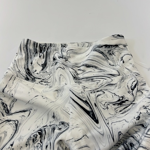 Balance collection leggings size S new without tag - Picture 3 of 5